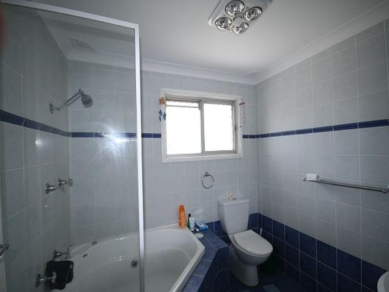 47 Sturt Avenue, Georges Hall NSW 2198