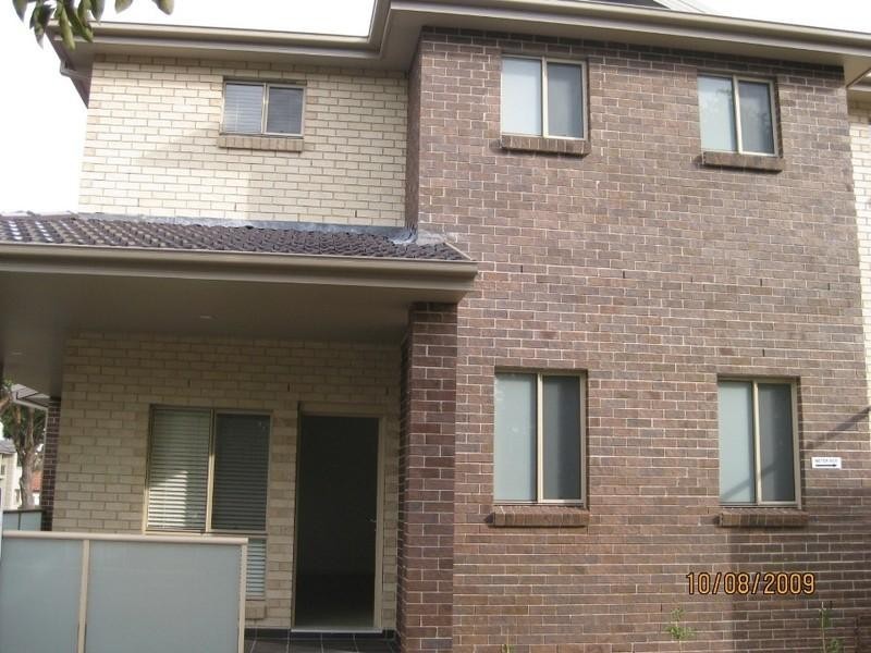 51 Tompson Road, Panania NSW 2213