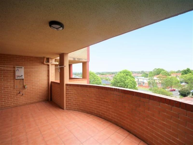 65/7-9 Cross Street, Bankstown NSW 2200