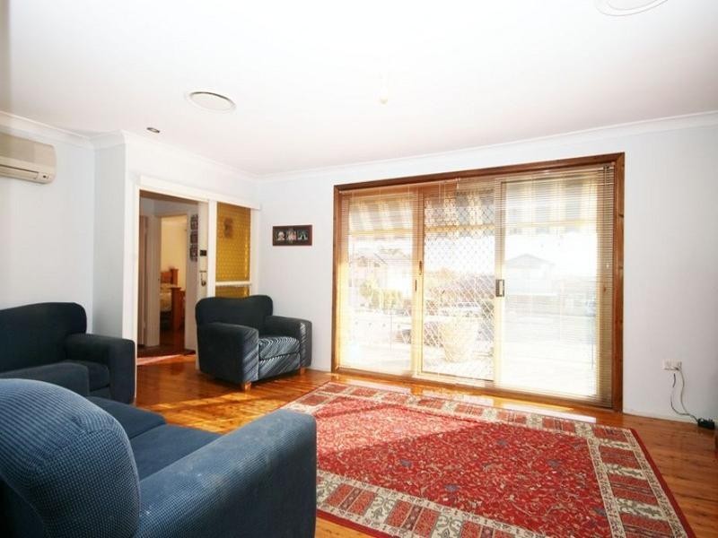 123 Amaroo Avenue, Georges Hall NSW 2198