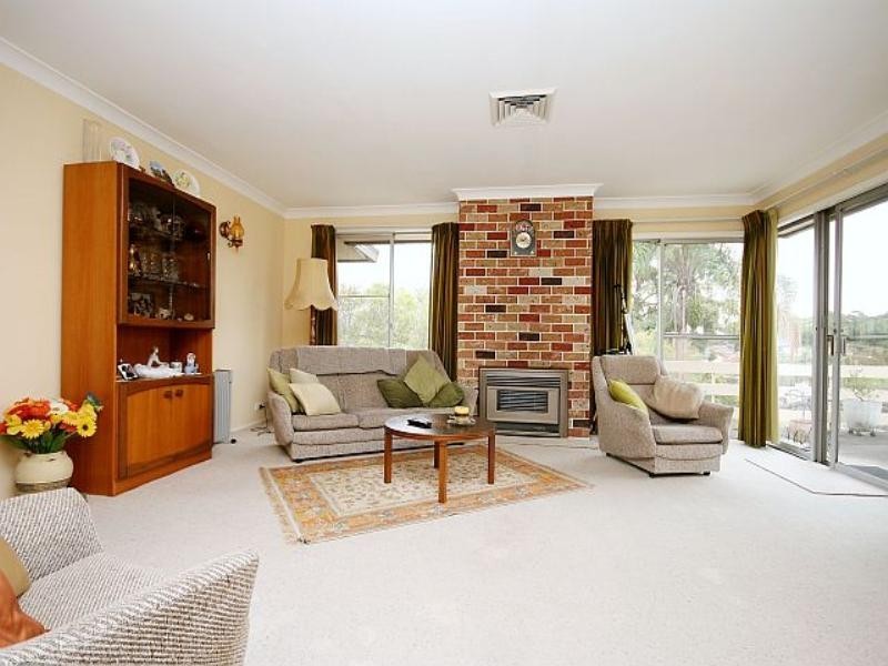 2 Bligh Close, Georges Hall NSW 2198