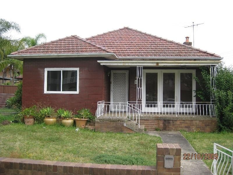 3 Clarence Street, Condell Park NSW 2200