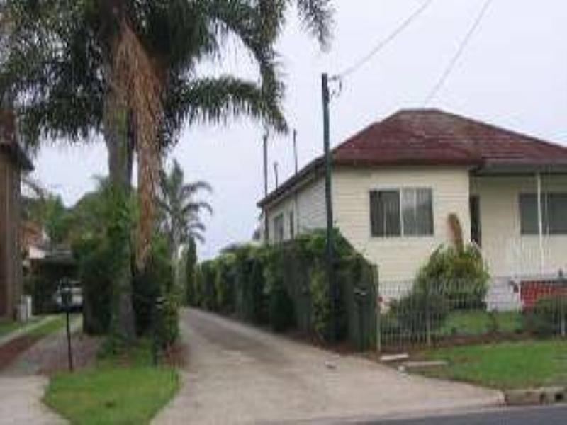 1/59A Gleeson Avenue, Condell Park NSW 2200
