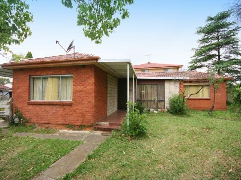 65 Gascoigne Road, Birrong NSW 2143