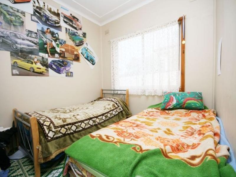 65 Gascoigne Road, Birrong NSW 2143