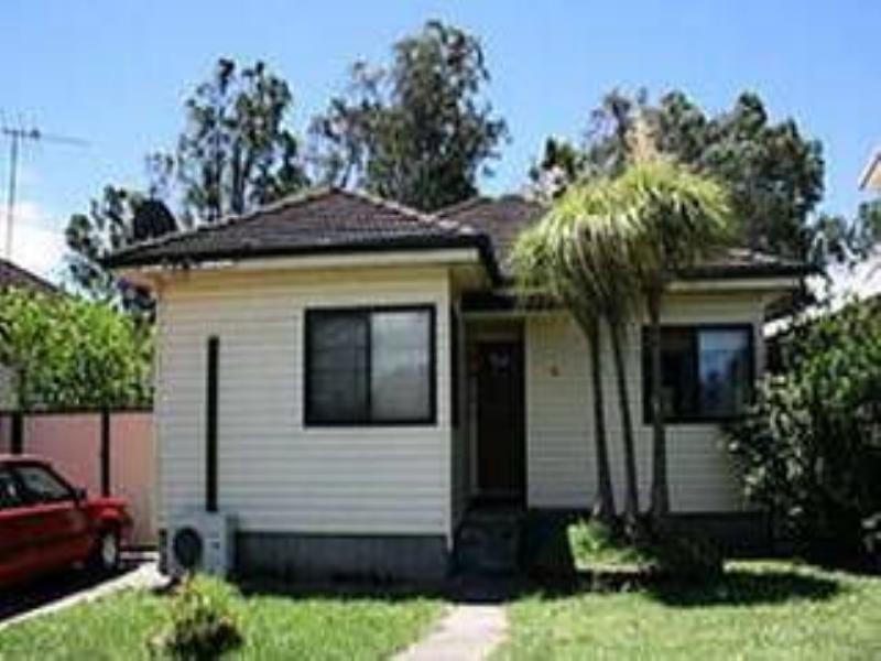 46 Rabaul Road, Georges Hall NSW 2198