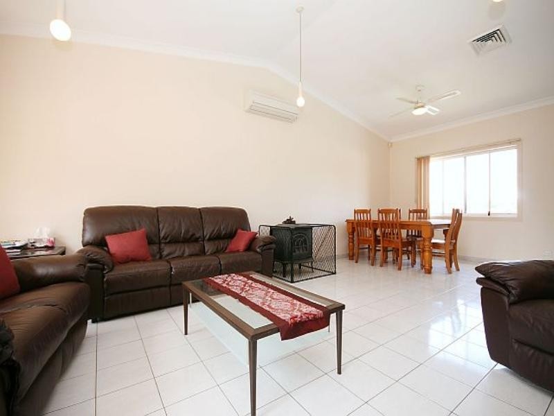 1 Hazel Street, Georges Hall NSW 2198