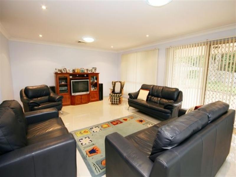 24 Saric Avenue, Georges Hall NSW 2198