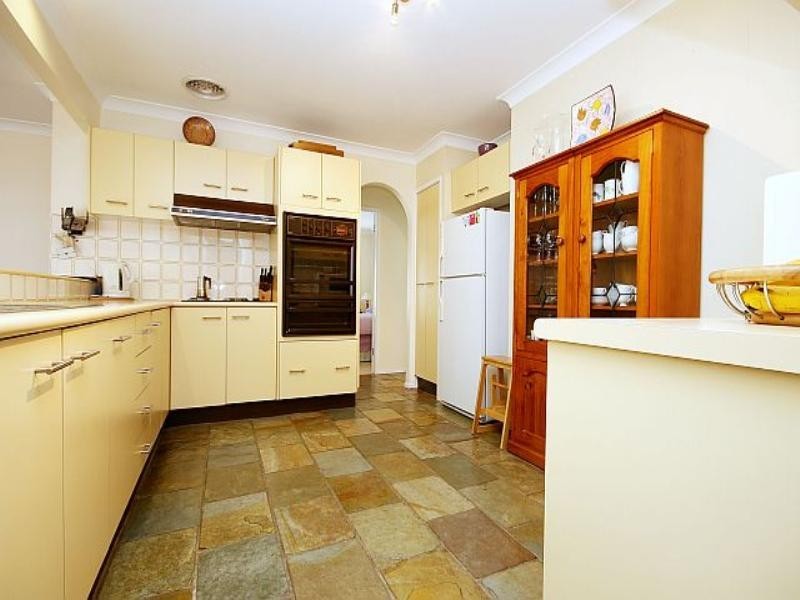 48 Carnavon Crescent, Georges Hall NSW 2198