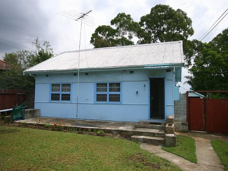 36 Panania Avenue, Panania NSW 2213