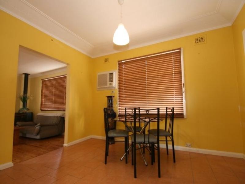 174 Gibson Avenue, Padstow NSW 2211