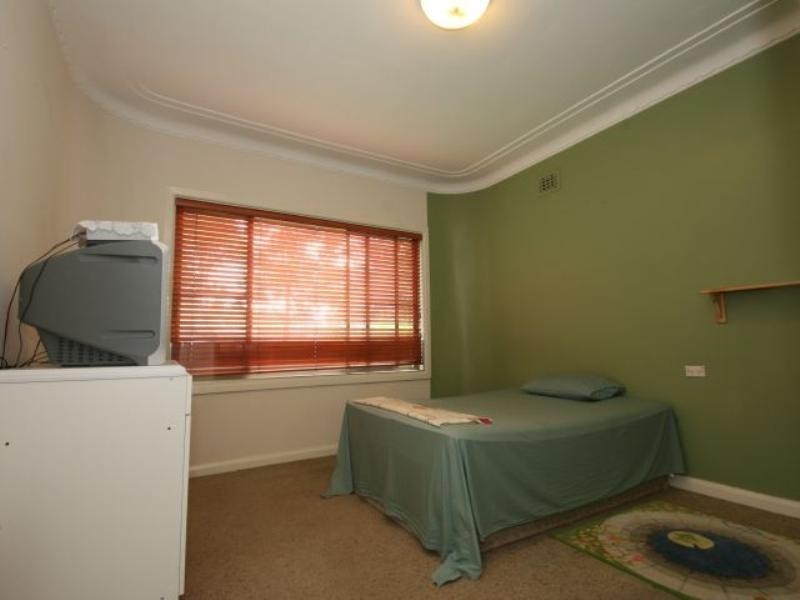 174 Gibson Avenue, Padstow NSW 2211