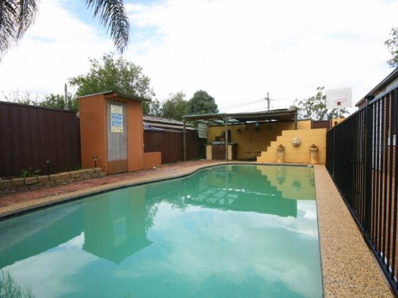 174 Gibson Avenue, Padstow NSW 2211