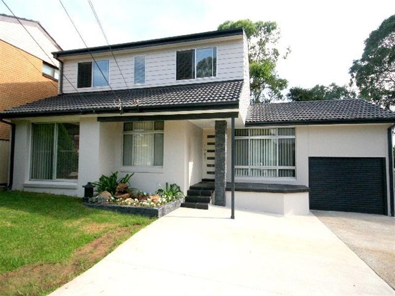 4 Horbling Avenue, Georges Hall NSW 2198