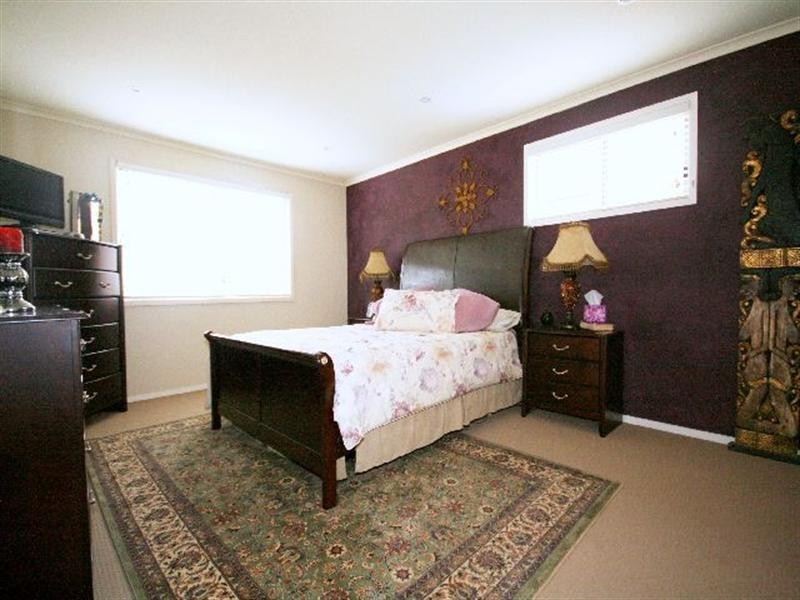 4 Horbling Avenue, Georges Hall NSW 2198