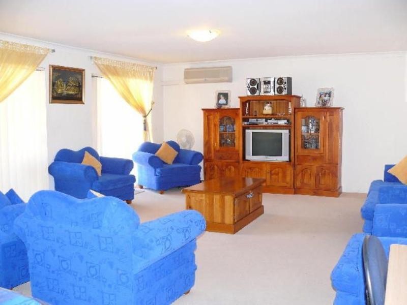 8/109-111 Meredith Street, Bankstown NSW 2200