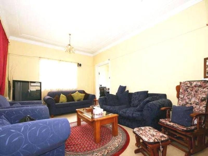 33 Worland Street, Yagoona NSW 2199