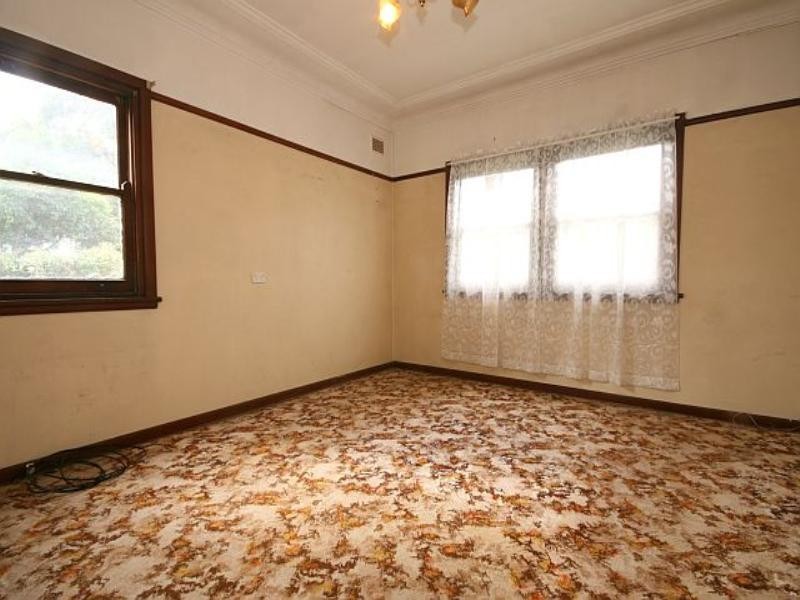 2 Angus Crescent, Yagoona NSW 2199