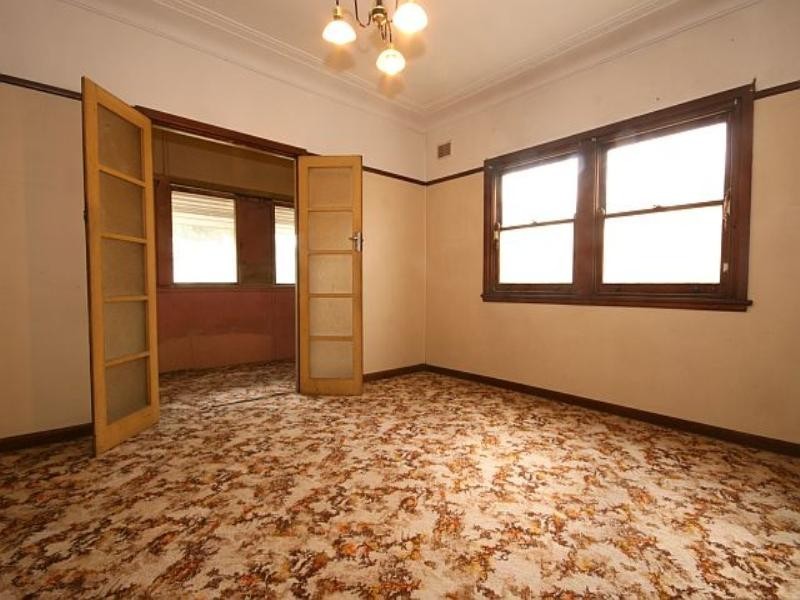 2 Angus Crescent, Yagoona NSW 2199