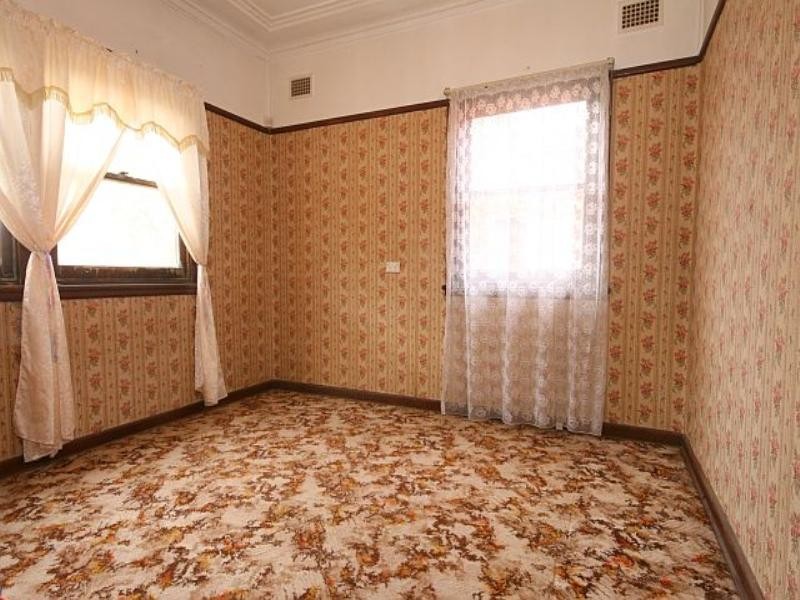 2 Angus Crescent, Yagoona NSW 2199