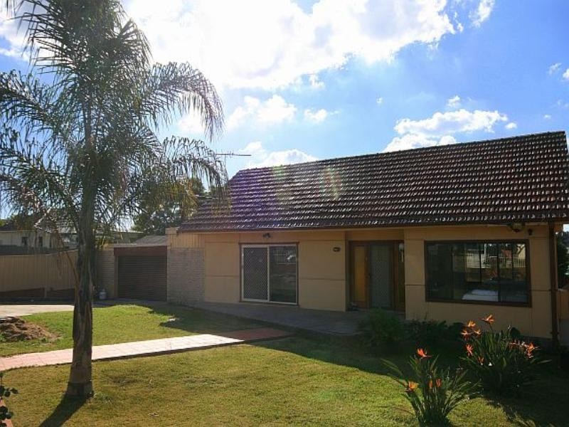 16 Neutral Avenue, Birrong NSW 2143