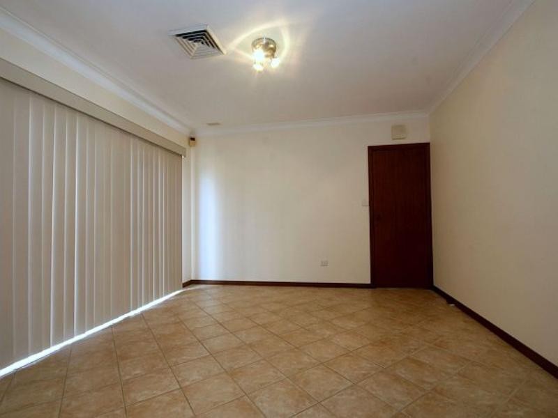 17 Bellevue Avenue, Georges Hall NSW 2198