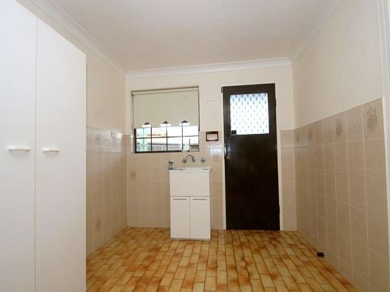 17 Bellevue Avenue, Georges Hall NSW 2198