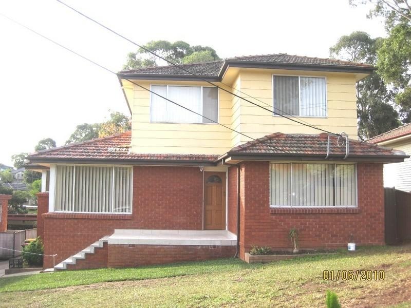 23 Lincoln Road, Georges Hall NSW 2198