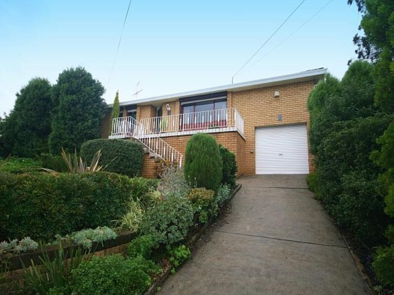 3 Bligh Close, Georges Hall NSW 2198