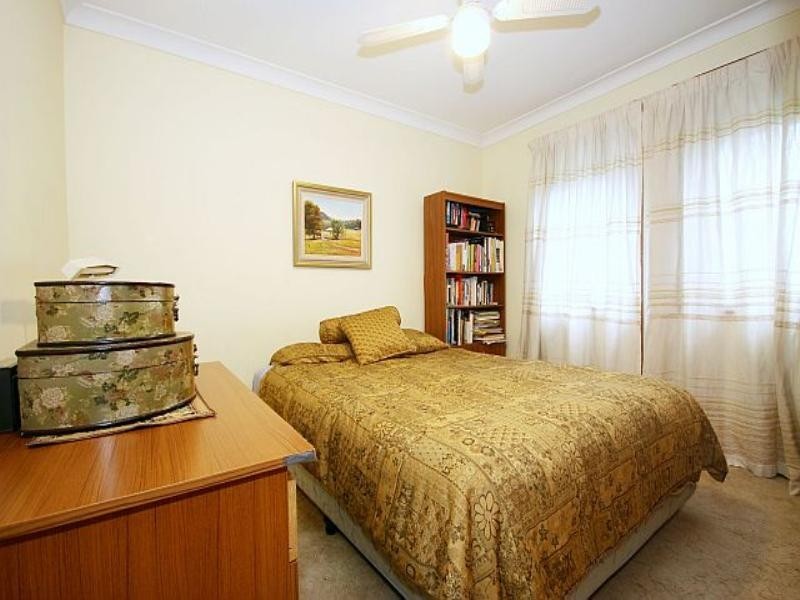 3 Bligh Close, Georges Hall NSW 2198