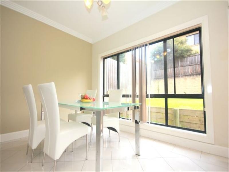 18/105 Bellevue Avenue, Georges Hall NSW 2198