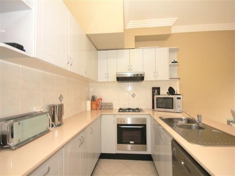 18/105 Bellevue Avenue, Georges Hall NSW 2198