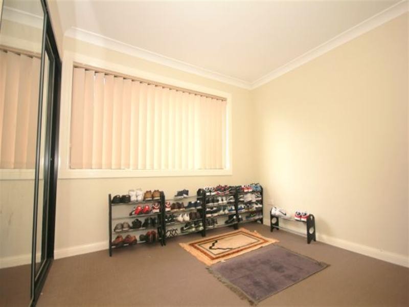 18/105 Bellevue Avenue, Georges Hall NSW 2198