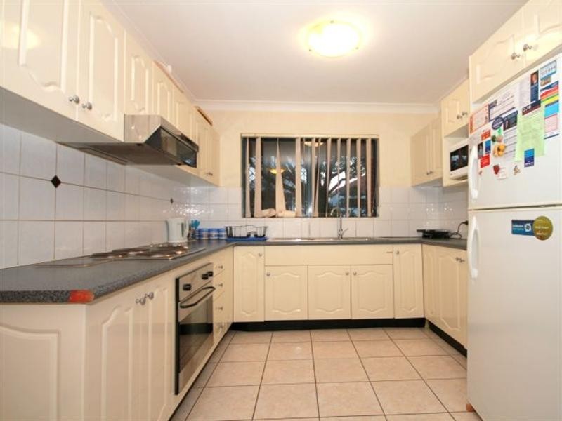 2/174-178 Chapel Road South, Bankstown NSW 2200