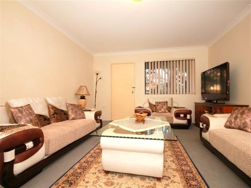 2/174-178 Chapel Road South, Bankstown NSW 2200