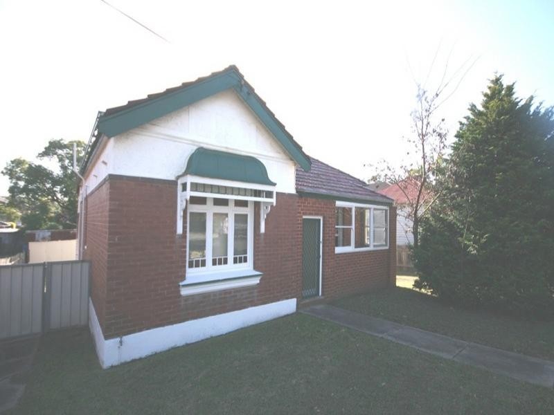 27 Wattle Street, Punchbowl NSW 2196