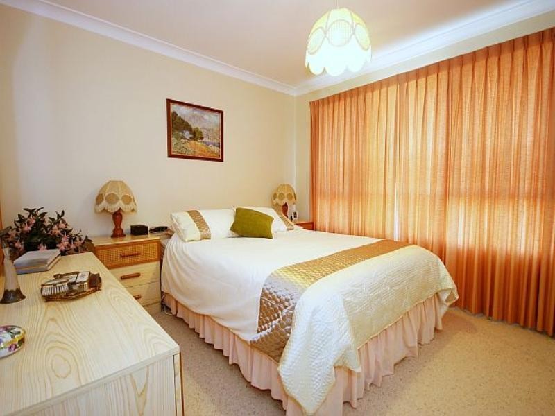 70 Flinders Road, Georges Hall NSW 2198