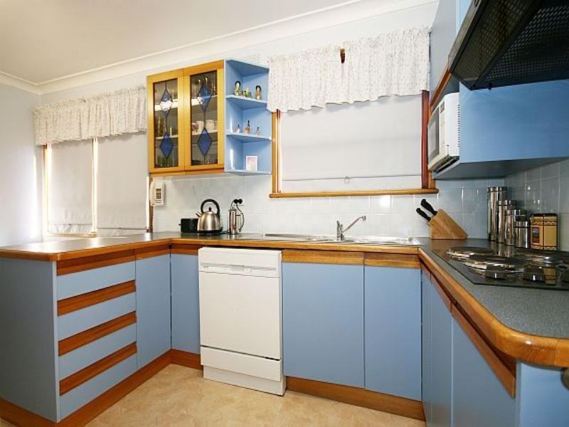 70 Flinders Road, Georges Hall NSW 2198