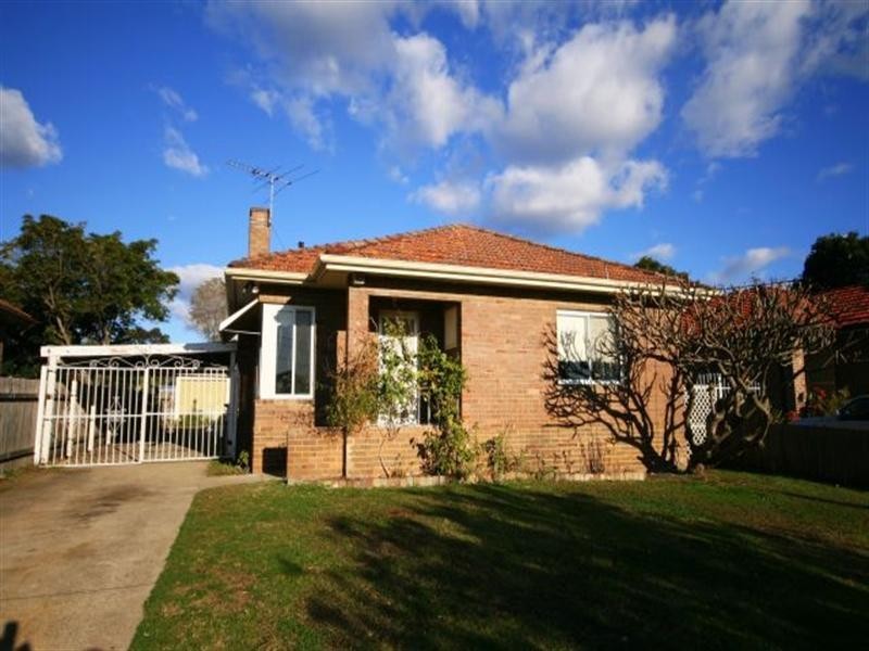 1 Minmai Road, Chester Hill NSW 2162