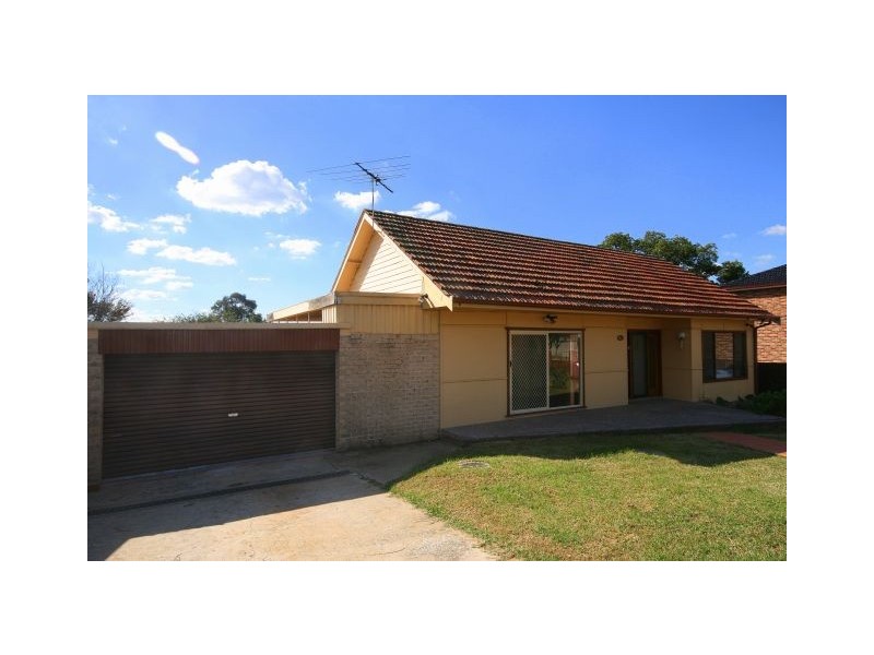 16 Neutral Avenue, Birrong NSW 2143