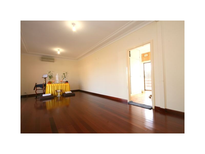 16 Neutral Avenue, Birrong NSW 2143