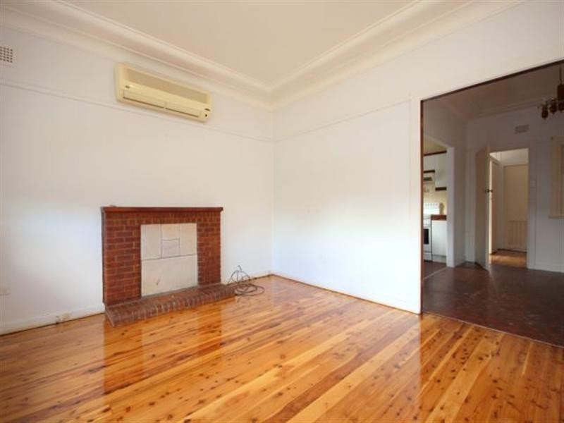 7 Fenwick Street, Yagoona NSW 2199