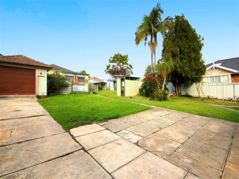 7 Fenwick Street, Yagoona NSW 2199