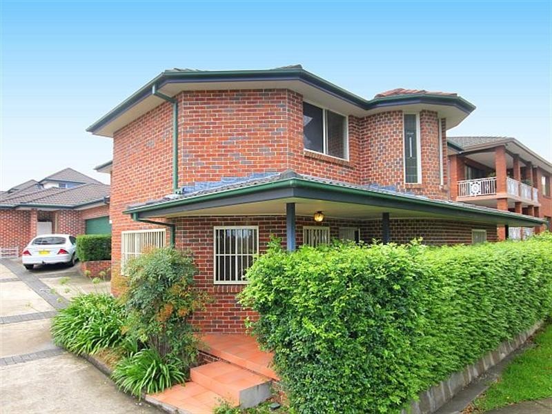 1/52 Little Road, Bankstown NSW 2200