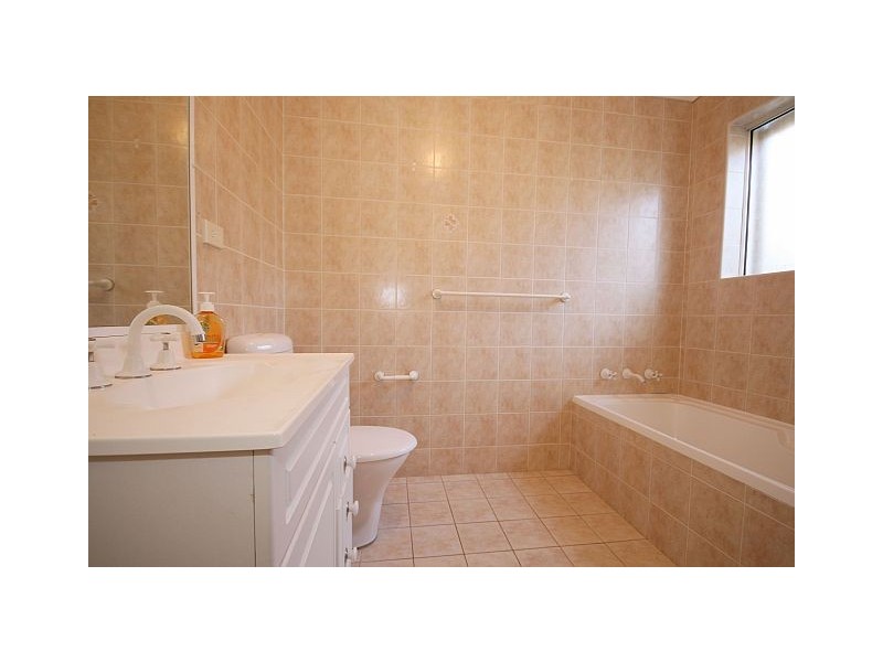 3/52 Little Road, Bankstown NSW 2200