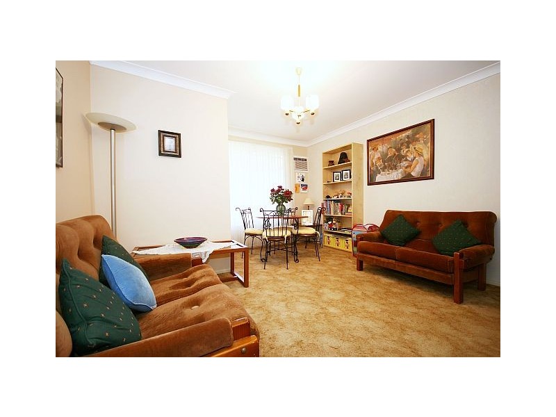 7 Whitemore Avenue, Georges Hall NSW 2198