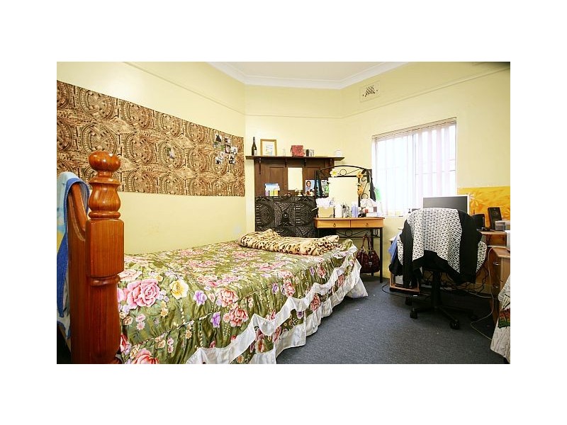 48 Cambridge Avenue, Bankstown NSW 2200