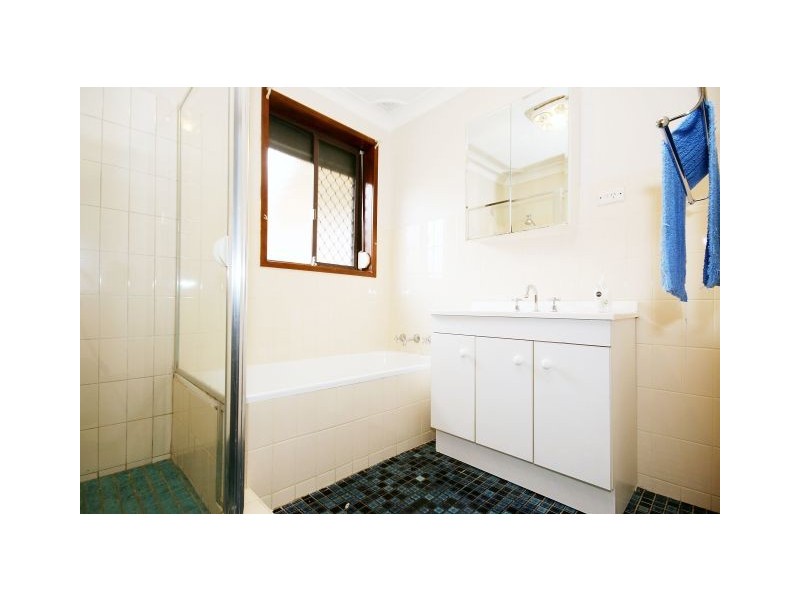 4/43 Taylor Street, Condell Park NSW 2200