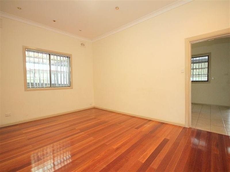 318 Auburn Road, Yagoona NSW 2199