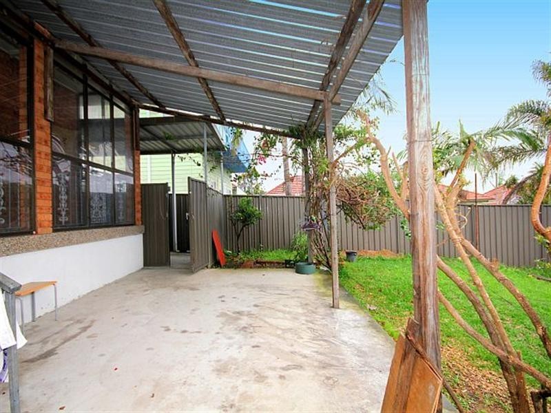 318 Auburn Road, Yagoona NSW 2199